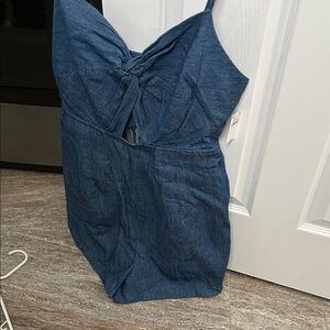 NWT Old navy Blue Denim keyhole Knot-Front adjustable romper with pockets